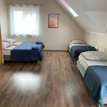 Forrest W Rewie * Rewa