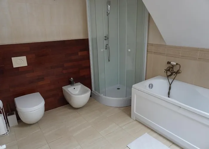 Forrest W Rewie Daire